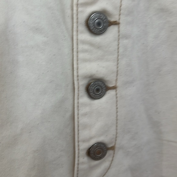 Levi’s off white jumper size medium NWT - Picture 10 of 12